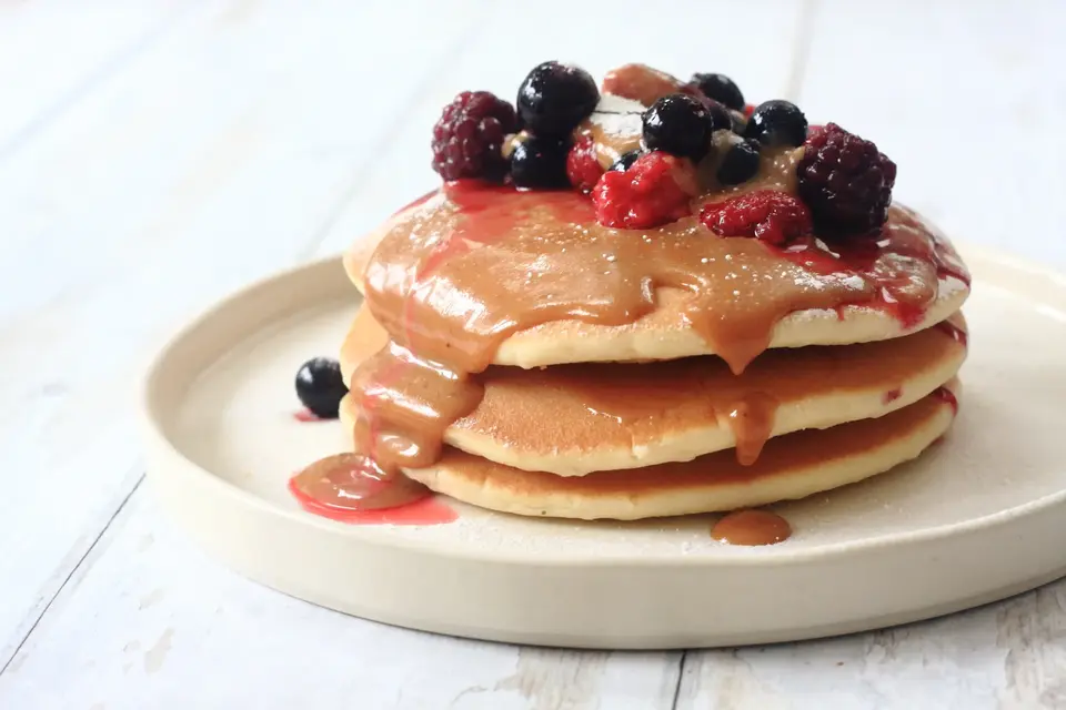 Pancakes with Peanut Caramel and Berries image