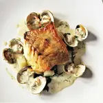 Cod with Cockles à la Crème image