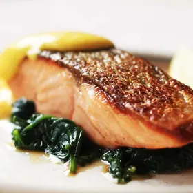Salmon and Hollandaise image